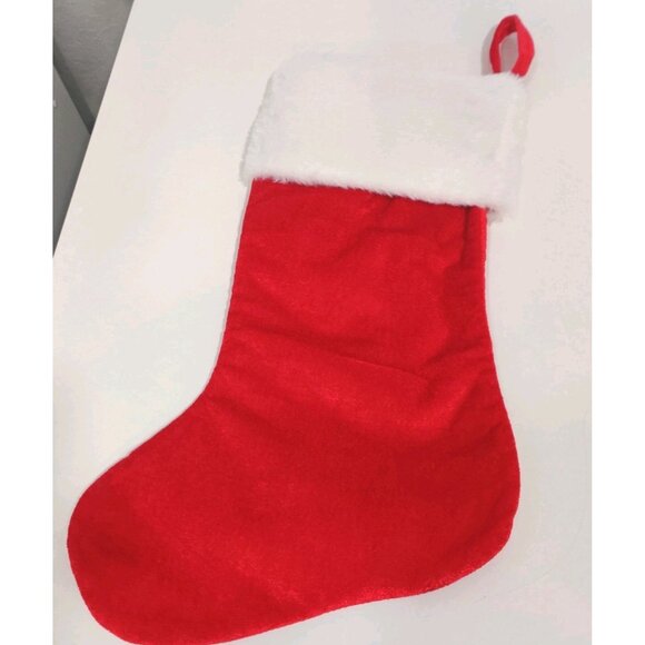 18" Red Velvet Christmas Stockings with White Plush Cuff Monogram Letter P - Picture 4 of 10